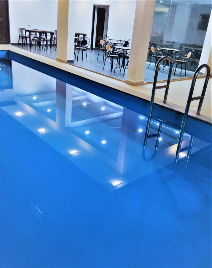 Tranquil Inn Calangute Ngoại thất bức ảnh
