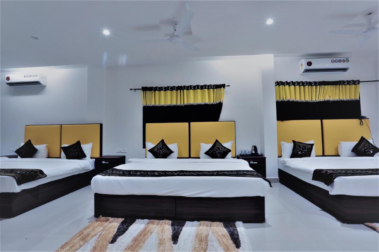 Tranquil Inn Calangute Ngoại thất bức ảnh