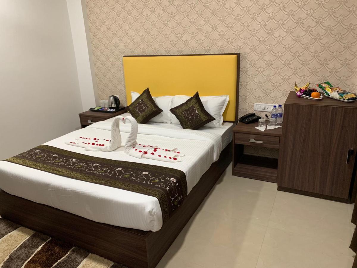 Tranquil Inn Calangute Ngoại thất bức ảnh