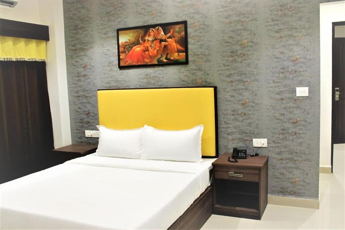 Tranquil Inn Calangute Ngoại thất bức ảnh